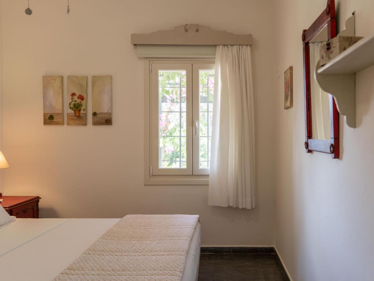 Bougainvillea House In Crete Sitia  Exterior photo